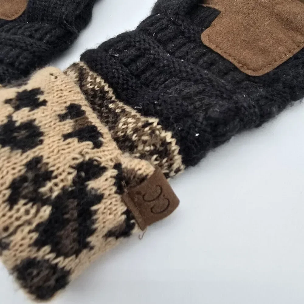 CC Exclusive Gloves Womens Black Leopard Cheetah Fleece Fur Lined Touch Screen